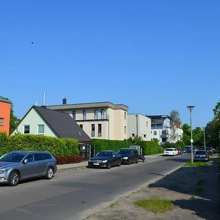 Niederschoenhausen アパート
